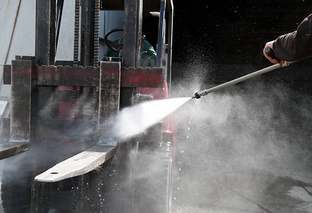 Best Driveway Pressure Washing  in Front Royal, VA